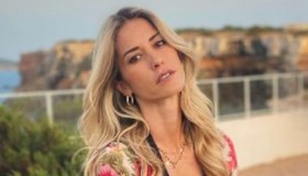 Elena Santarelli: “Mio figlio è arrabbiato per il tumore”
