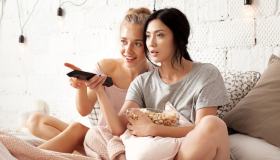 6 film e serie tv imperdibili per una serata “girls only”