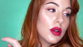 I “mille” usi del rossetto: scopri come utilizzarlo su tutto il viso