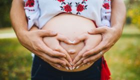 Qual è l’età più fertile, per lui e per lei: cosa dice la scienza