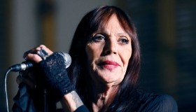 Viola Valentino, ex moglie di Riccardo Fogli, racconta la malattia a Storie Italiane