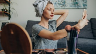 Come applicare da sole lo smalto semipermanente