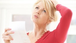 Menopausa e premenopausa: cause, sintomi, disturbi e rimedi