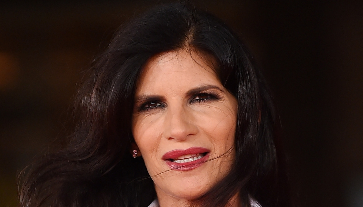 Pamela Prati, la crisi dietro le quinte dalla D’Urso e il mistero della telefonata