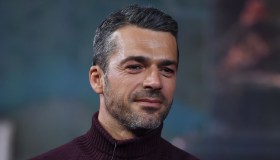 C’è Posta per Te, Maria De Filippi trionfa con Sabrina Ferilli e Luca Argentero