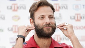 Alessandro Borghi si confessa sull’amore. E dà una lezione importante