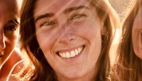 L’estate di Maria Elena Boschi, bikini da urlo e selfie con le amiche