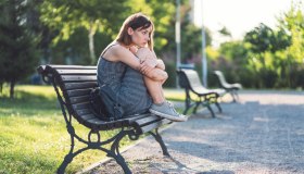 Se hai questi sintomi, stai vivendo una sofferenza irrisolta