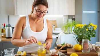 Tossine in eccesso: rischi, sintomi e cosa mangiare Tossine in eccesso: rischi, sintomi e cosa mangiare