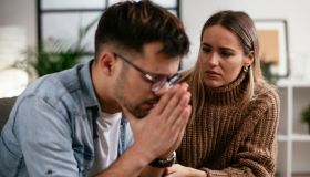 Non trattenere qualcuno se non ti vuole: l’amore non conosce scuse