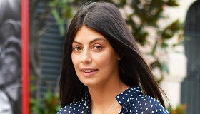 Alessandra Mastronardi a Venezia col maxi abito a pois: rivincita su Caterina Balivo