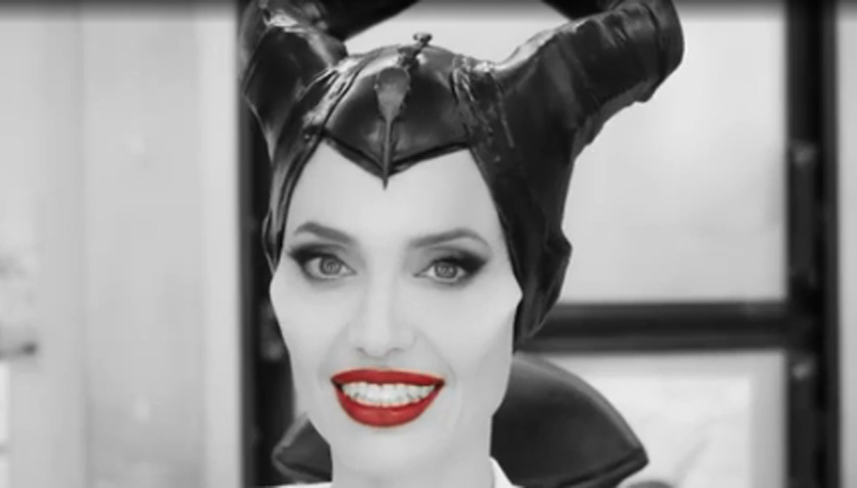 Come Angelina Jolie diventa Malefica: il video della trasformazione