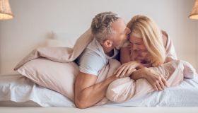 Sesso dopo i 40 anni, perché aumenta il piacere