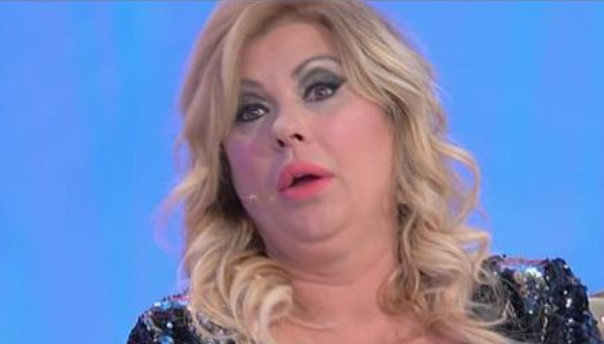 U&D, lite furiosa fra Er Faina e Tina: interviene Maria De Filippi