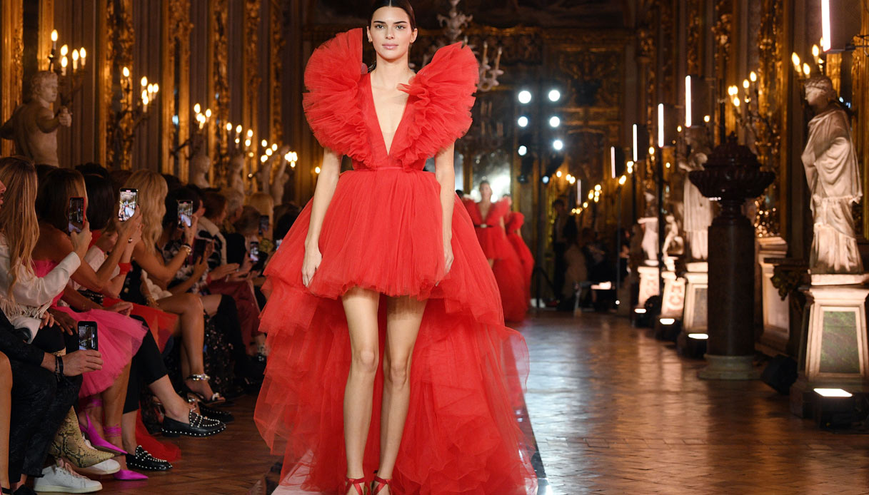 Giambattista Valli per H\u0026M: sfilata pazzesca a Roma, con le vip più belle