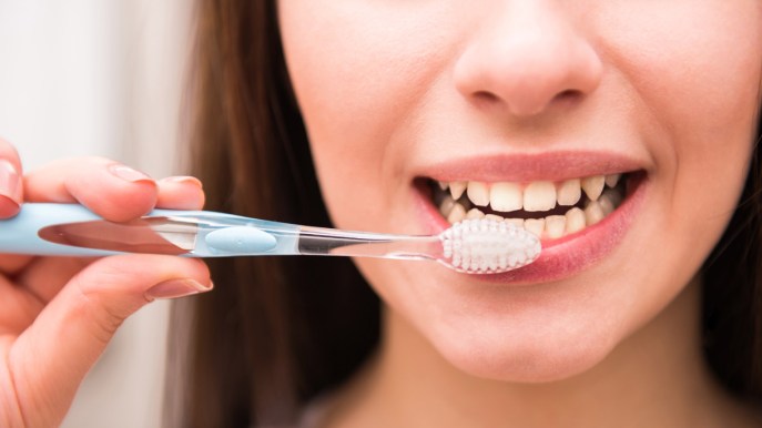 Spazzolino da denti: dove tenerlo, come conservarlo e quando cambiarlo