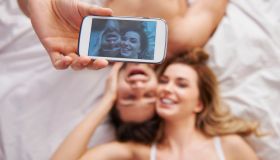 Sexselfie: perché si scattano foto durante il sesso