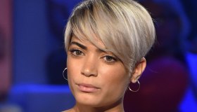 Elodie, per la prima volta parla dell’adolescenza difficile: “Sono scappata di casa”