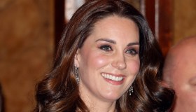 Kate Middleton incinta? Spuntano su Instagram le vecchie foto al Royal Variety