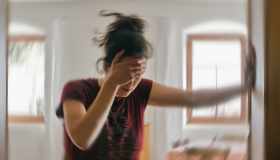 Vertigini, tutti gli esercizi per collo e testa