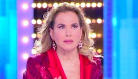 Live: scontro in diretta con Vessicchio, la D’Urso si infuria e chiude il collegamento