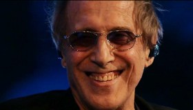 Adrian, Celentano chiude lo show con Marco Mengoni. Finale all’insegna della musica e della bellezza