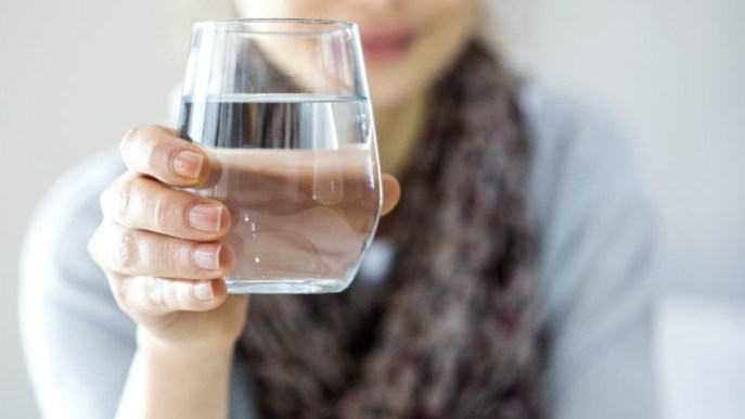 Acqua e dieta, perché è importante idratarsi bene anche a dieta