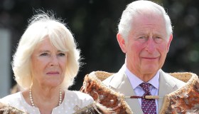 Carlo e Camilla, è guerra legale col figlio segreto