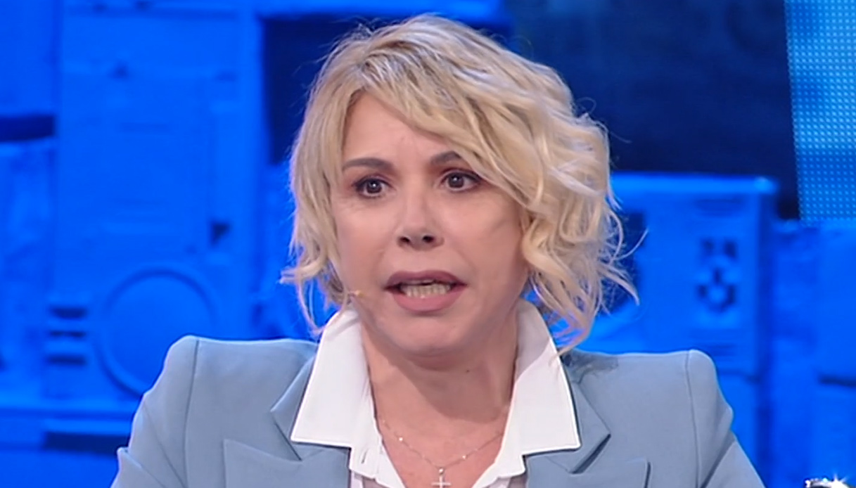 Amici, tensione tra gli allievi della scuola. E Javier fa pace con la Celentano