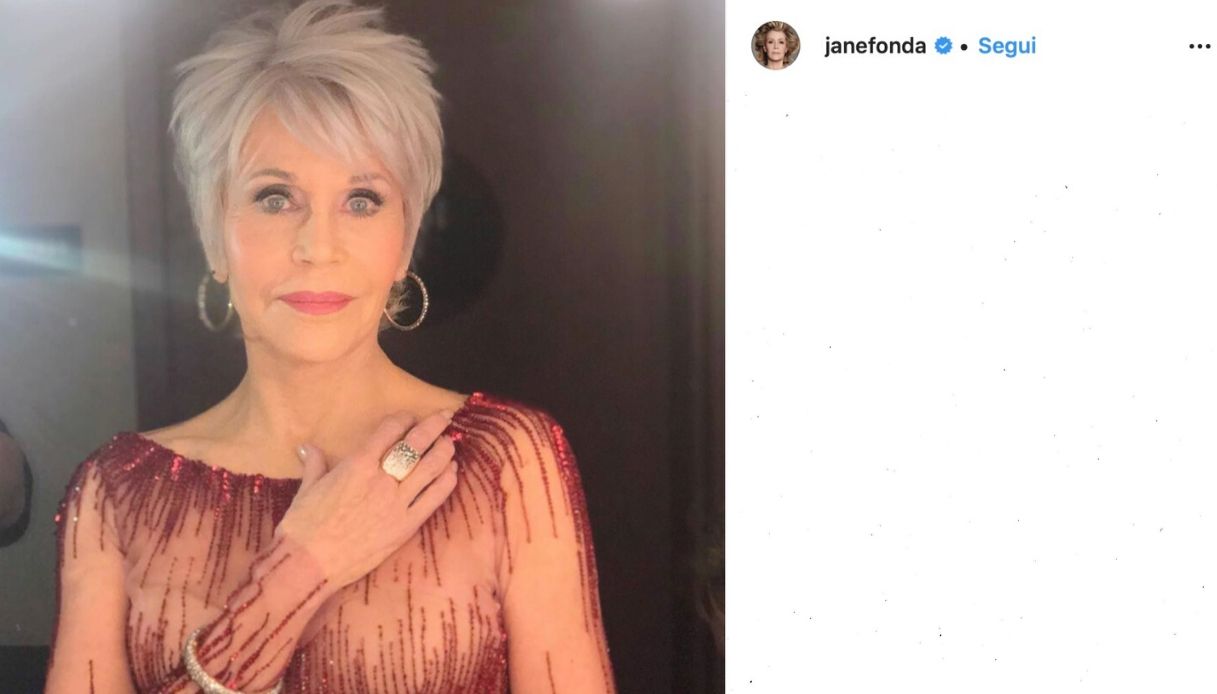 Jane Fonda E Il lio Di Capelli Corto E Grigio Ghiaccio Perfetto Dopo I 50 Anni Dilei