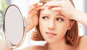 Acne inspiegabile, cos’è e cosa la provoca