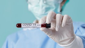 Covid-19, il virus Sars-CoV-2 e i rischi per chi ha malattie renali