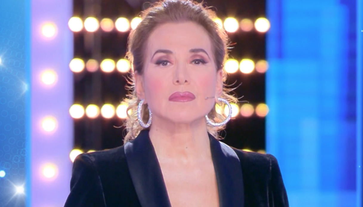 Live, la D’Urso risponde a Feltri e lancia una stoccata a Mario Giordano