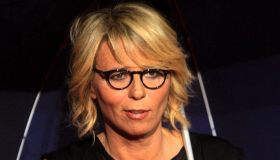Uomini e Donne, Maria De Filippi torna in onda con la formula classica