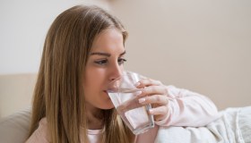 Xerostomia e scialorrea, cosa fare quando si produce poca o troppa saliva