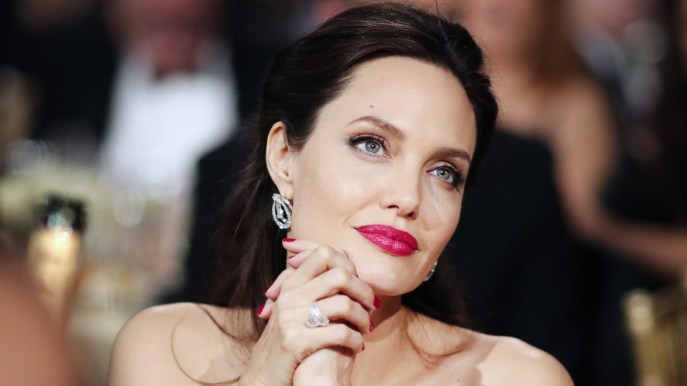 Angelina Jolie: “La morte di mia madre mi ha cambiata”