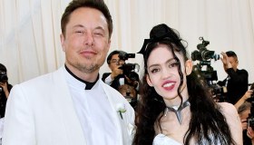 Elon Musk e Grimes: “Perché abbiamo chiamato nostro figlio X Æ A-12”
