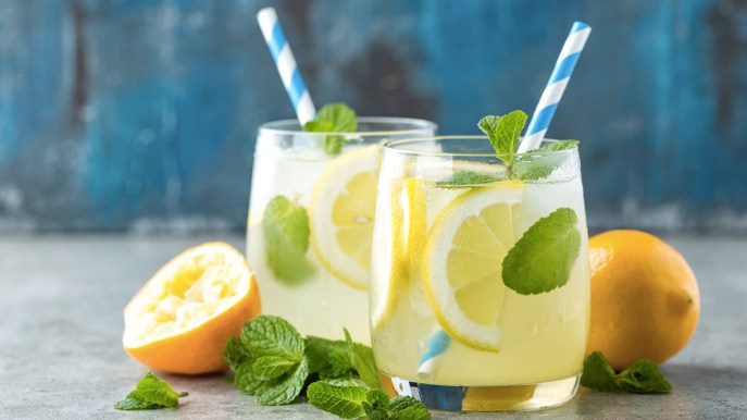 Acqua e limone. Il modo migliore per iniziare la giornata (e dimagrire)