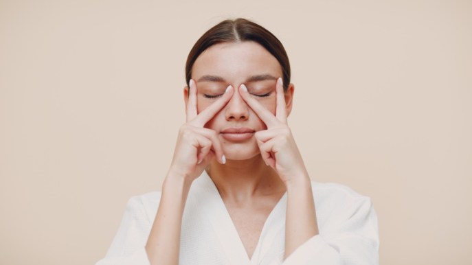 Le tecniche per il massaggio facciale fai-da-te antiage