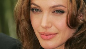 Angelina Jolie, 50 anni ed è sempre la più bella: i suoi amori