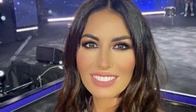 Battiti Live, Elisabetta Gregoraci incanta con un miniabito a fiori