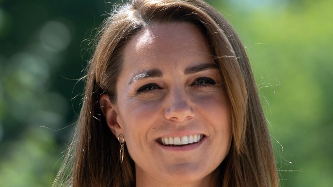 Kate Middleton con l’abito da quasi duemila euro commette l’errore di Meghan Markle