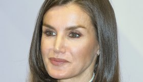 Letizia di Spagna, il perfetto abito estivo che piace anche a Kate Middleton