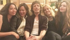 Mick Jagger, 77 anni festeggiati con tutte le sue donne