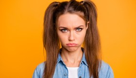 Attenzione a quello che dici quando parli con questi segni zodiacali: sono permalosi