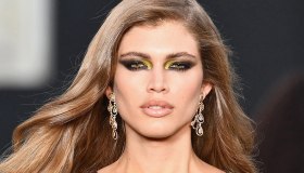 Valentina Sampaio, prima modella transgender su Sport Illustrated