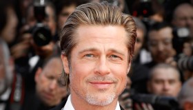 Brad Pitt, fuga d’amore con la nuova fidanzata: niente ritorno di fiamma con Jennifer Aniston