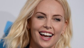 charlize-sorriso