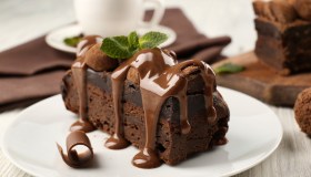 Acne e dieta ipercalorica. Un legame pericoloso?