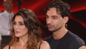 Ballando con le Stelle, Milly Carlucci trionfa. La Isoardi seduce Todaro con un tango